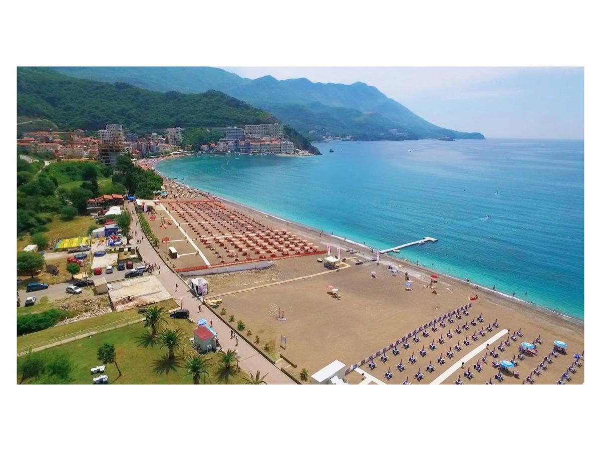 Montelux Apartments Budva Eksteriør billede