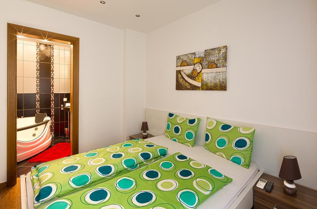 Montelux Apartments Budva Værelse billede