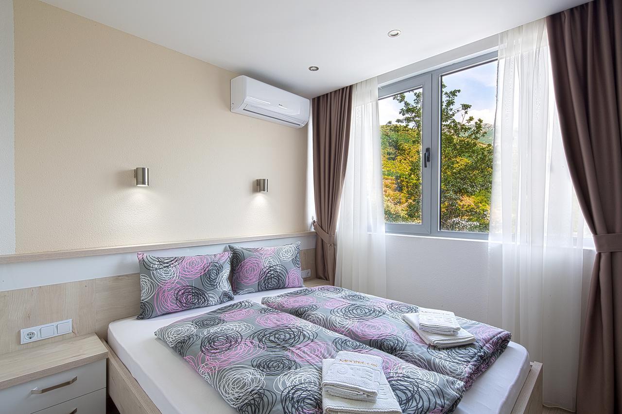 Montelux Apartments Budva Eksteriør billede